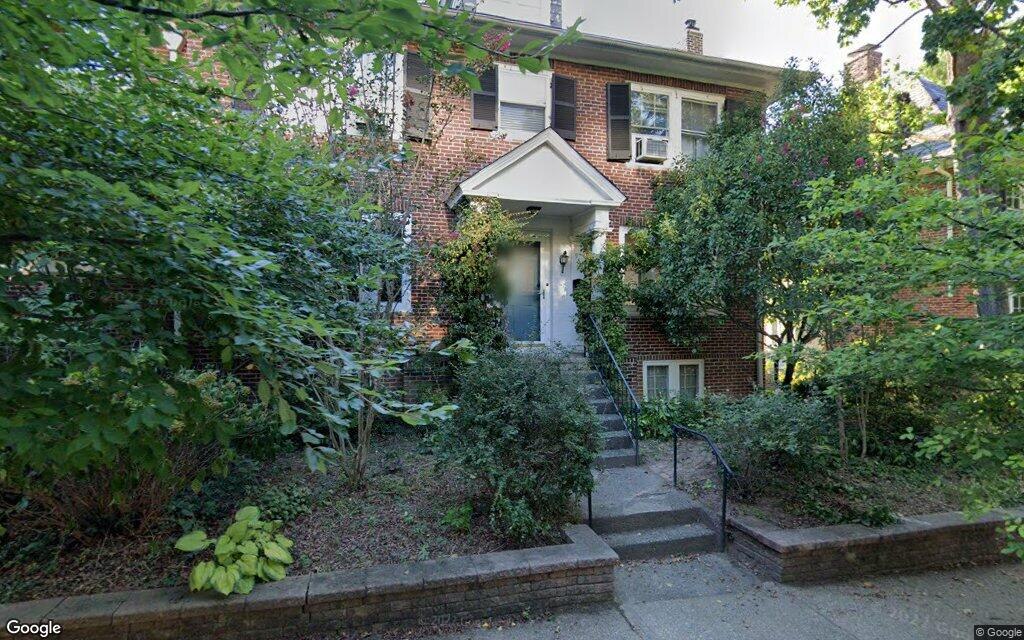 $525,000, townhouse at 3950 Cloverhill Road