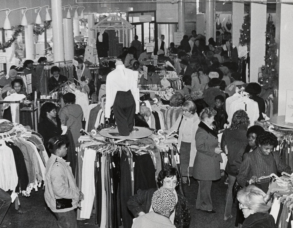 The interior of Brager-Gutman's department store in 1984.