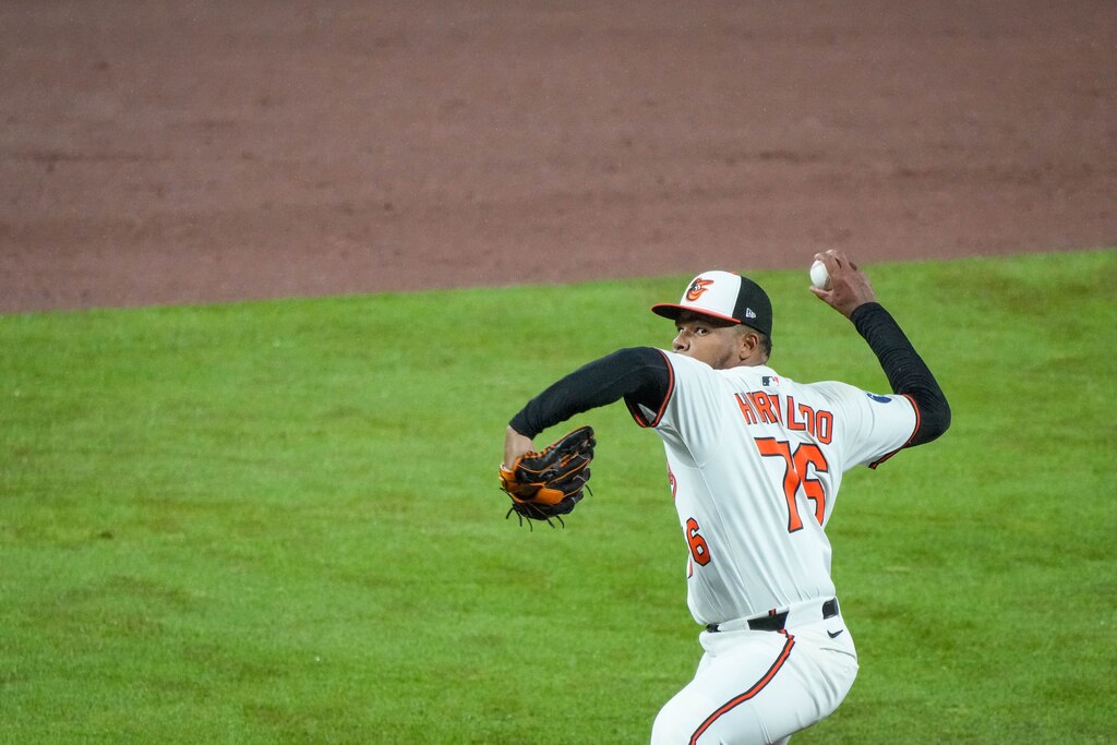 Baltimore Orioles pitcher Yaramil Hiraldo (76) makes his major league debut in a game against the St. Louis Cardinals at Oriole Park at Camden Yards in Baltimore, Md. on Tuesday, May 27, 2025.