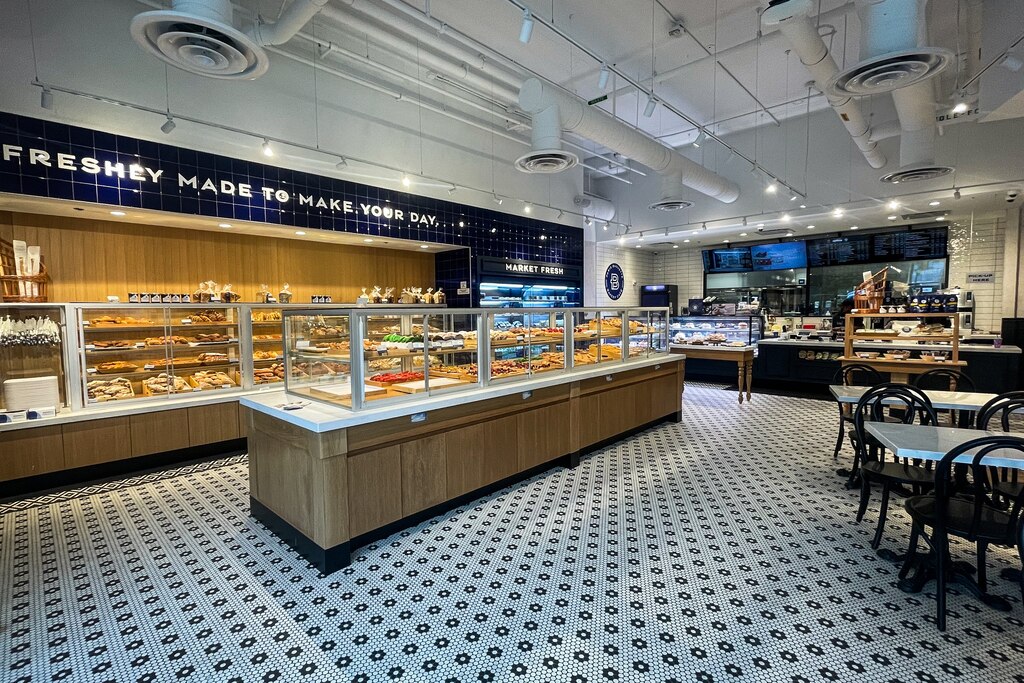 Popular South Korean bakery chain Paris Baguette has finally landed in Baltimore County, with a store and cafe at 4 E Towsontown Blvd. The store, the first of several planned for the Baltimore County area, offers an assortment of self-serve pastries as well as cakes and grab and go sandwiches. Photographed on Tuesday, June 17, 2025.