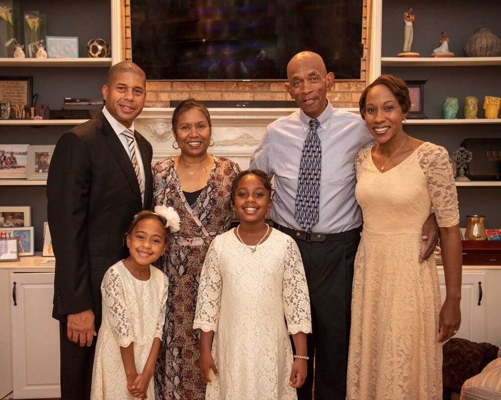 Douglas DeLeaver and his wife, Margie, with daughter Shareese and her husband and children in 2022 at her 10th anniversary vow renewal.
