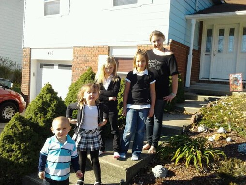 The siblings on Thanksgiving in 2012.
