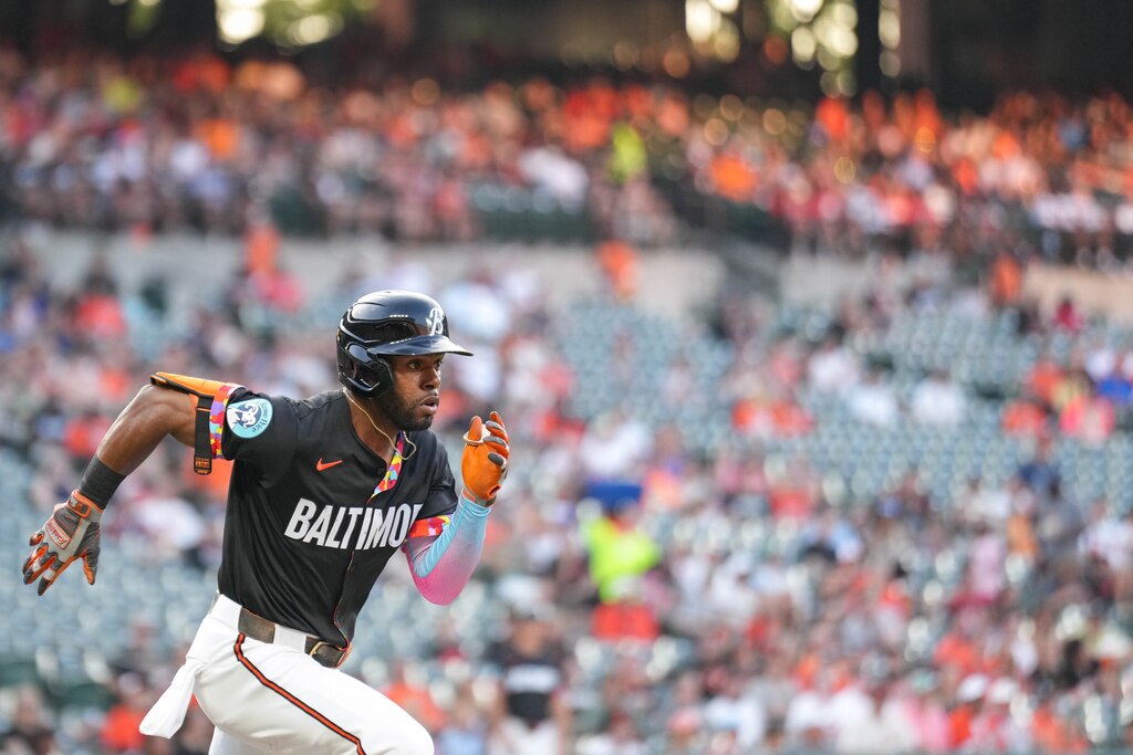 Baltimore Orioles outfielder Cedric Mullins (31) sprints to first base during the second inning of a game against the Miami Marlins at Oriole Park at Camden Yards in Baltimore, Md. on Friday, July 11, 2025.