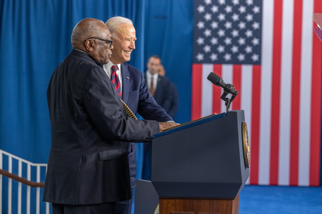 CHARLESTON, SOUTH CAROLINA - JANUARY 19: U.S. President Joe Biden is welcomed on stage by Congressman James Clyburn at the International African-American Museum on January 19, 2025 in Charleston, South Carolina. One day before the inauguration of President-elect Donald Trump, Biden thanked South Carolina for its support during his speech.