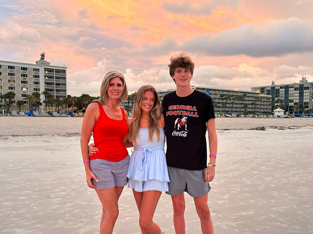 Darren Foxwell with his mother and sister.
