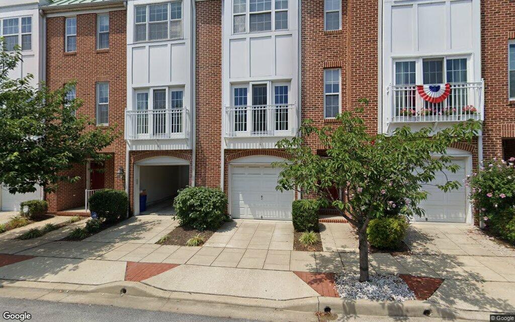 $450,000, townhouse at 3208 Toone Street