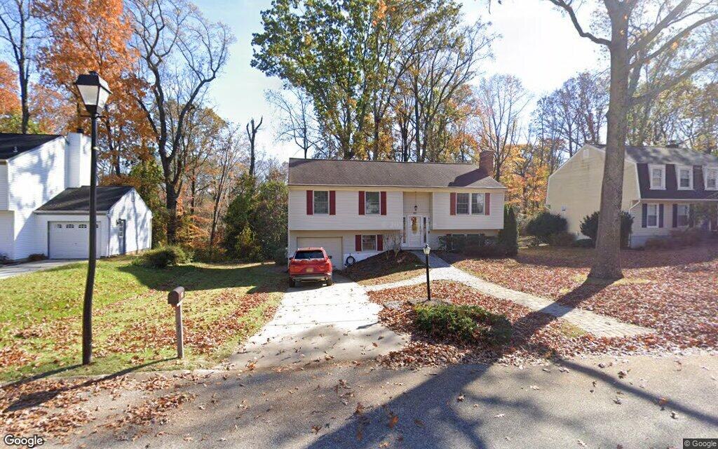 $615,000, single-family house at 541 Bay Green Drive