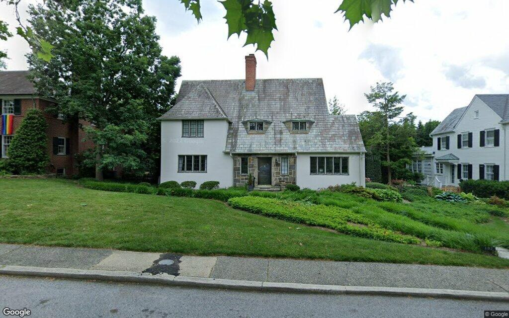 $950,000, single-family residence at 107 Upnor Road