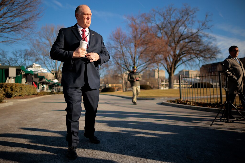 WASHINGTON, DC - JANUARY 29: White House Border Czar Tom Homan heads back into the White House following television interviews on the North Lawn on January 29, 2025 in Washington, DC. Homan has been appointed by President Donald Trump to oversee what the White House calls the largest "mass deportations" of undocumented immigrants in American history.