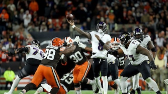 Ravens quarterback Lamar Jackson (8) throws the ball against the Cleveland Browns on Sunday, Nov. 16.