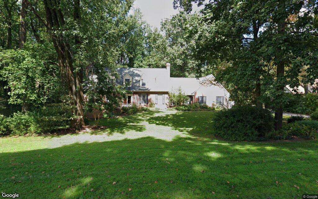 $905,000, single-family house at 6531 River Clyde Drive
