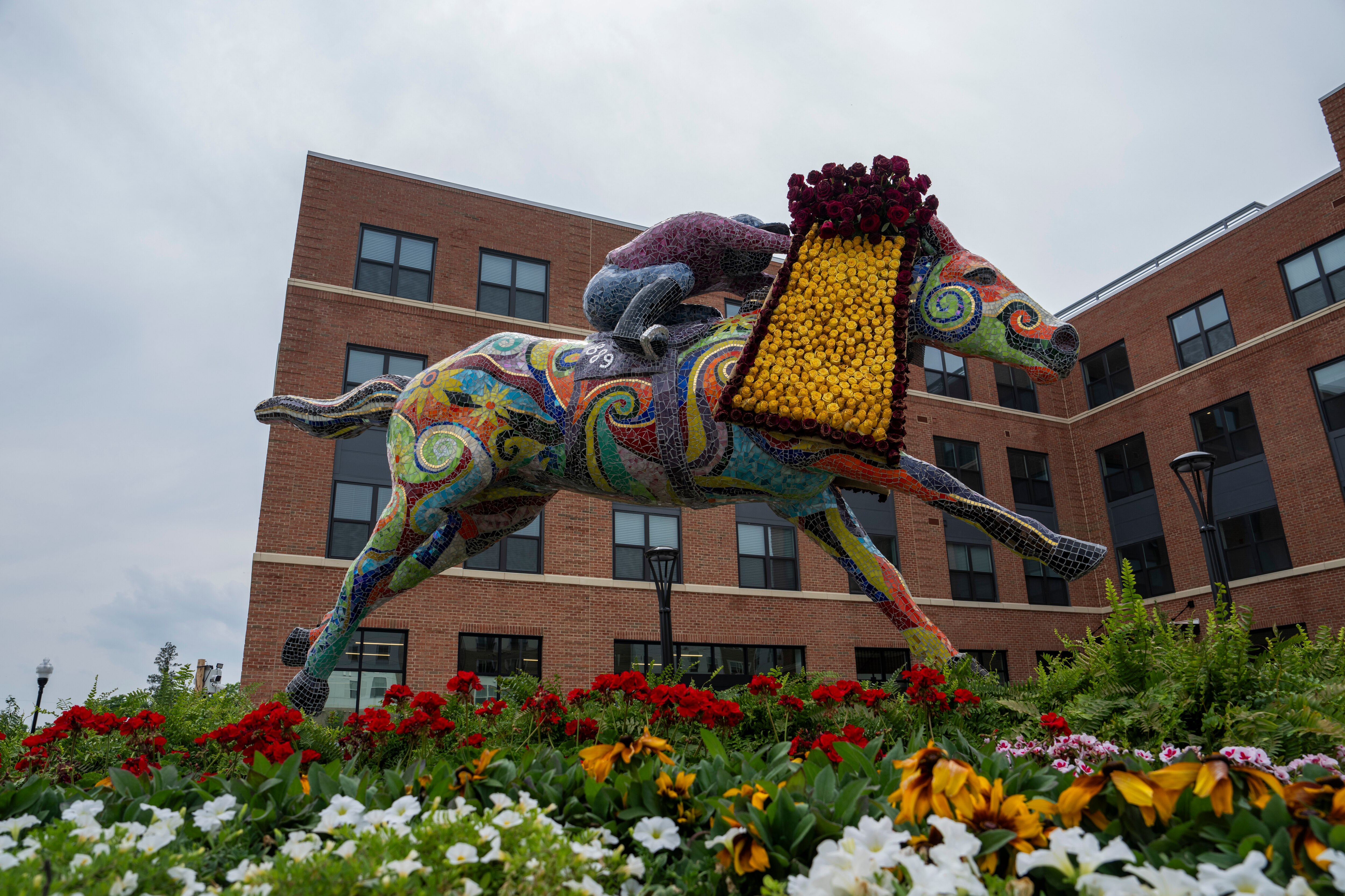 Art with a Heart commissioned the sculpture of George “Spider” Anderson.