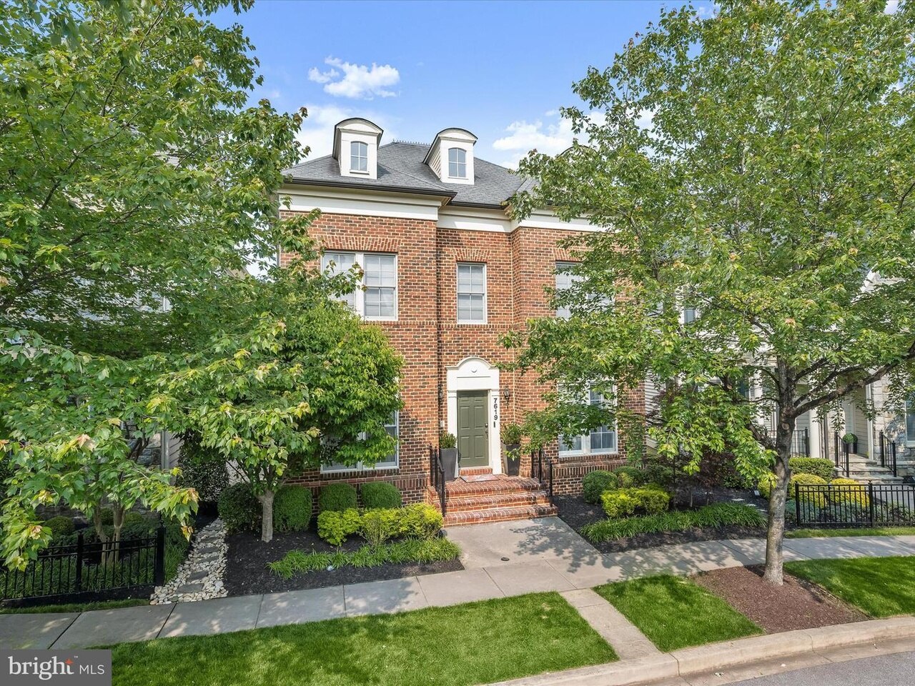 7619 Mulberry Street