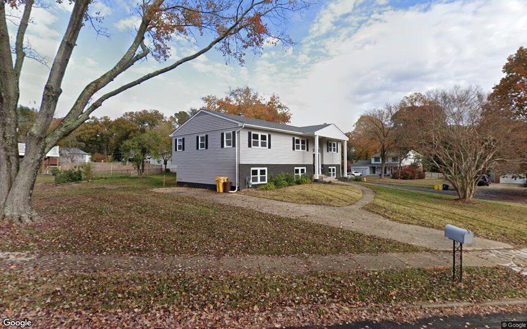 223 Kennedy Drive - Google Street View