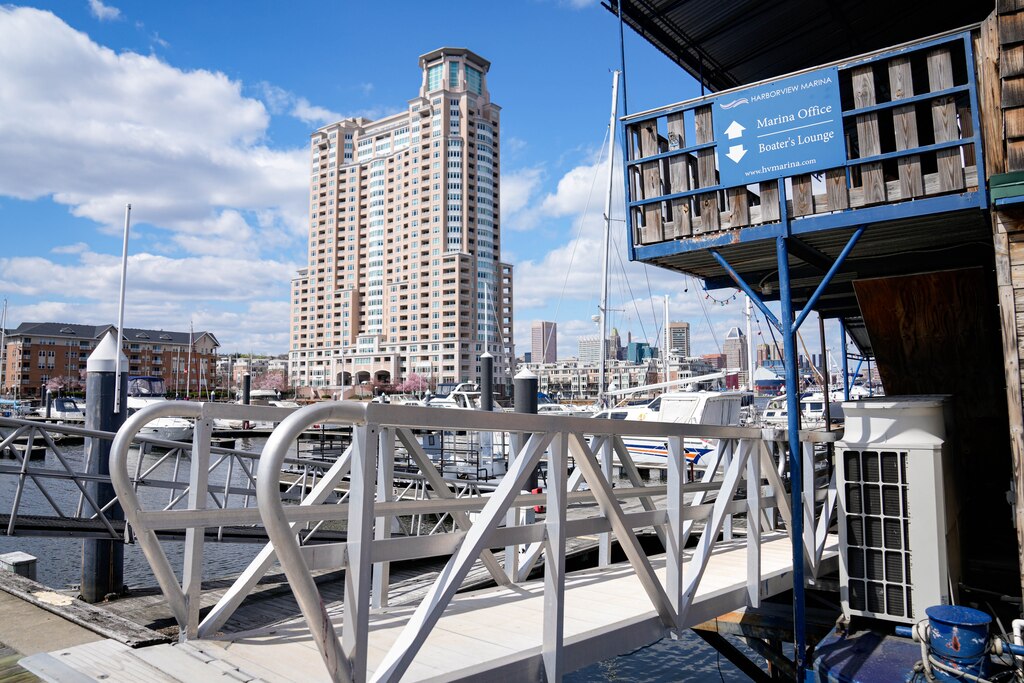 The boater’s lounge and marina office, right, at Harborview Marina in Baltimore, Md. on Wednesday, March 26, 2025.