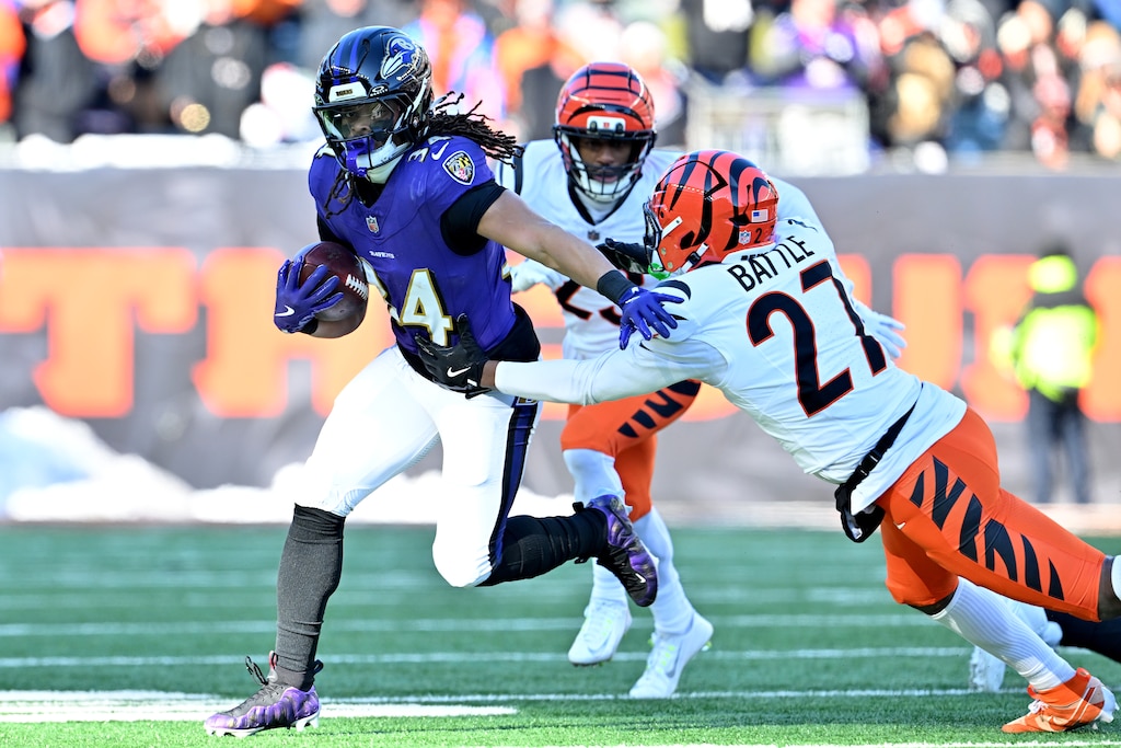 CINCINNATI, OHIO - DECEMBER 14: Keaton Mitchell #34 of the Baltimore Ravens runs with the ball during the second quarter against the Cincinnati Bengals during the second quarter at Paycor Stadium on December 14, 2025 in Cincinnati, Ohio. (Photo by Jason Miller/Getty Images)