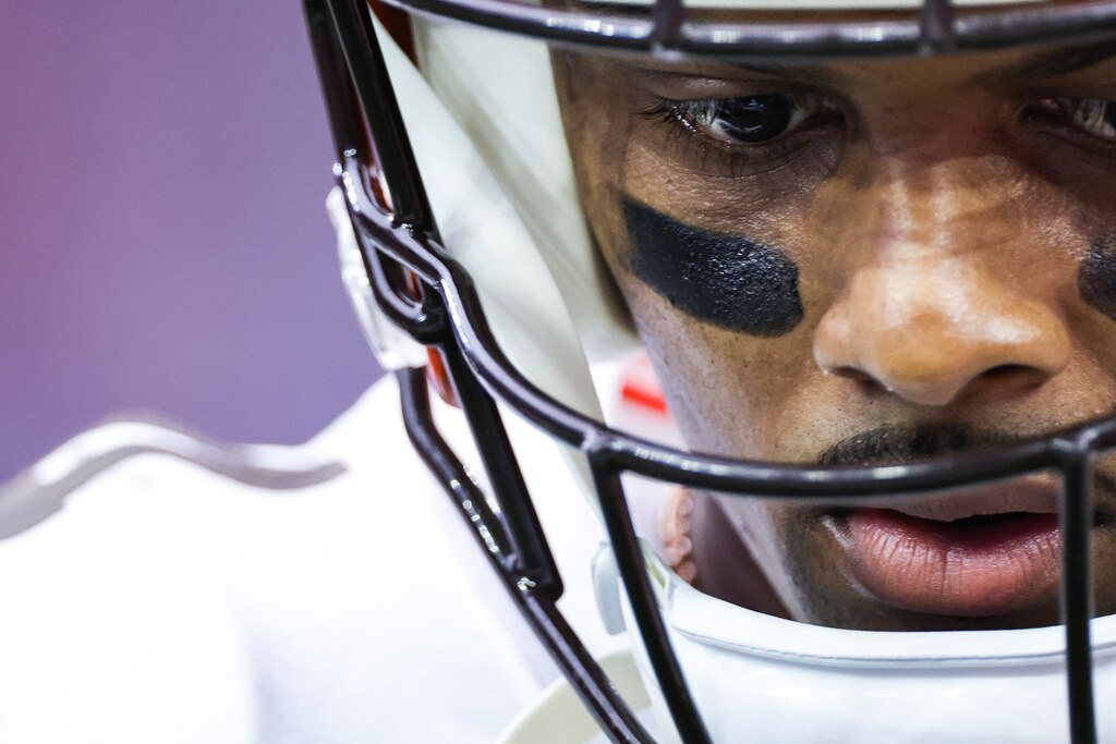 HOUSTON, TEXAS - DECEMBER 04: Deshaun Watson #4 of the Cleveland Browns in action against the Houston Texans at NRG Stadium on December 04, 2022 in Houston, Texas.