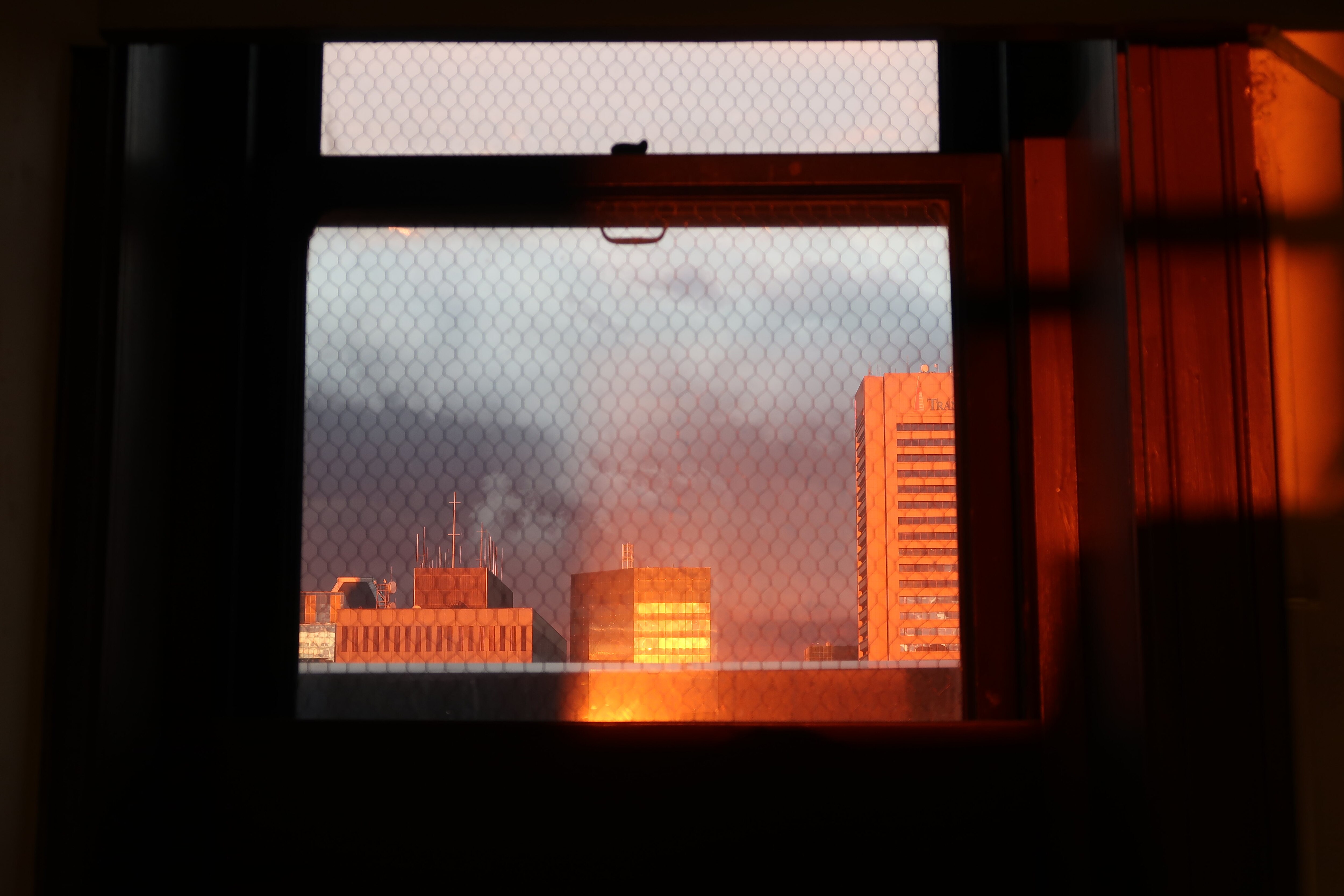 Photo of a Baltimore City sunset by photographer Teresa Duggan