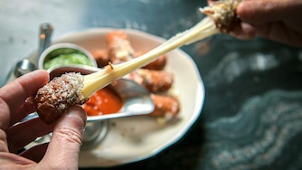 Caruso’s Grocery in North Bethesda has a new secret menu item: mozzarella sticks.