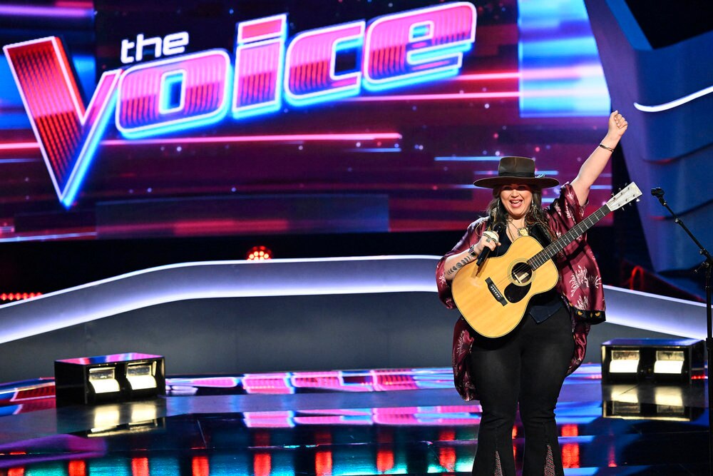 Country singer and songwriter Mindy Miller