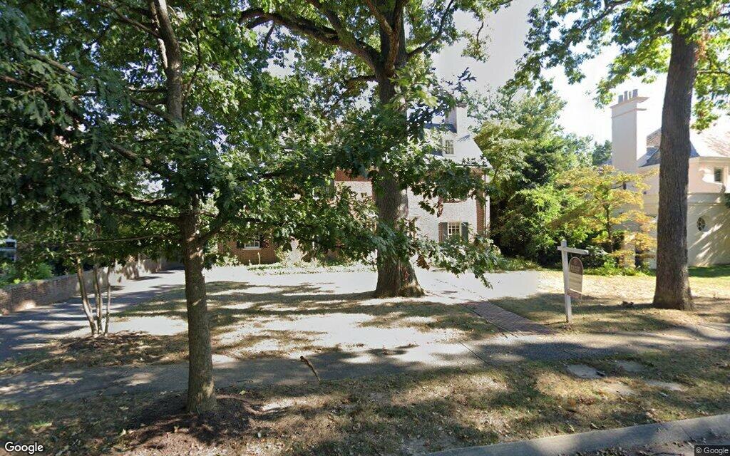 $795,000, single-family house at 29 Warrenton Road