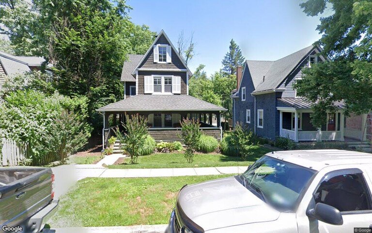 $725,000, single-family residence at 720 Colorado Avenue