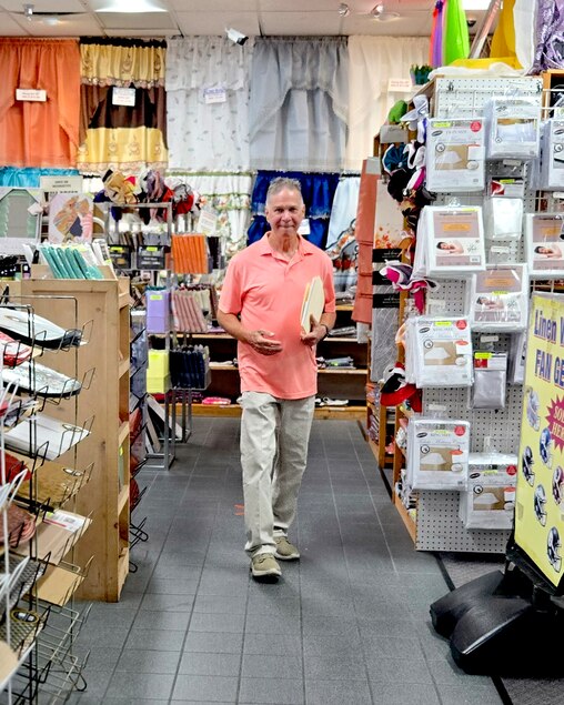 Michael Gaister started Linen World with his wife, Dee, 44 years ago. The Oxon Hill store was the most successful location.