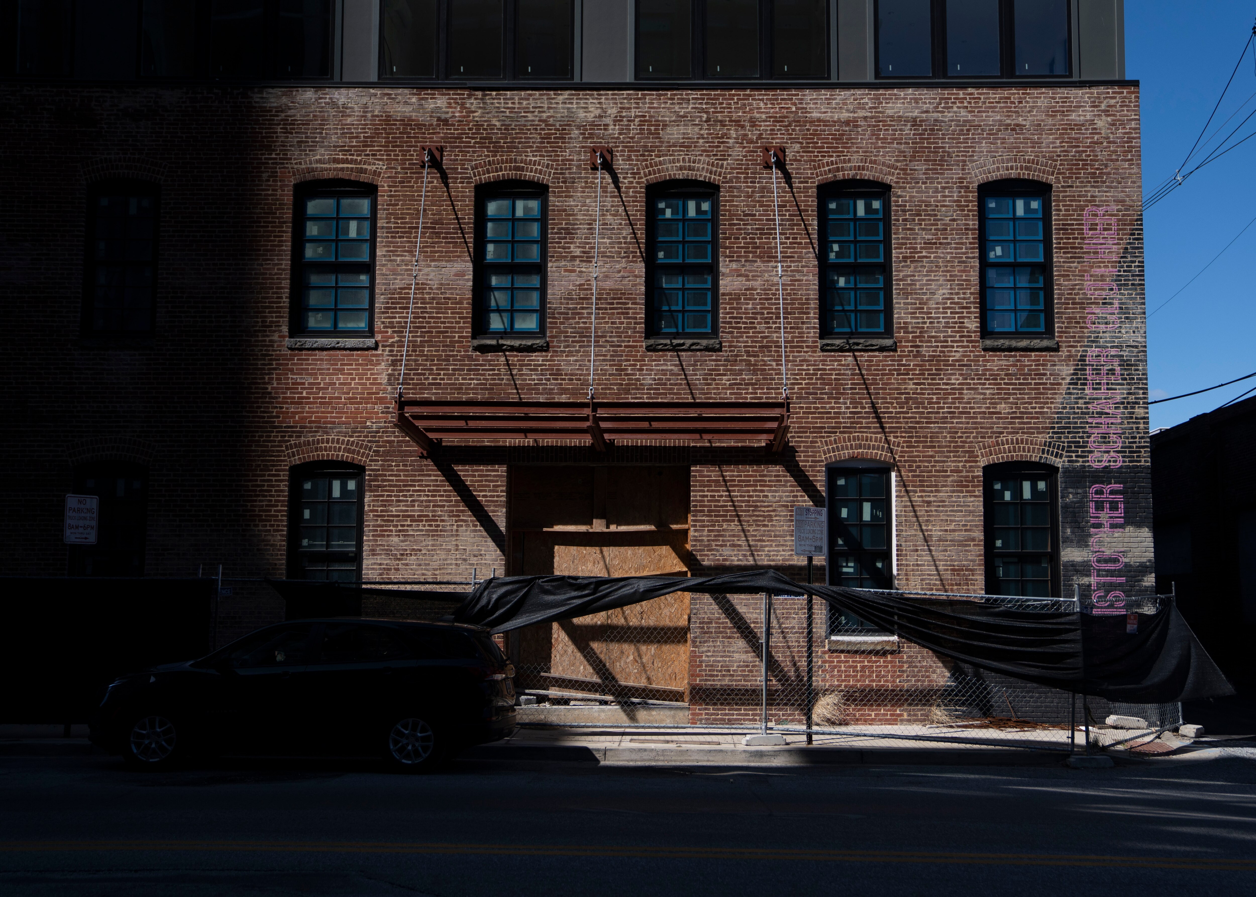 Work at 1400 Aliceanna St., a major Chasen Cos. development, has been stopped for months.