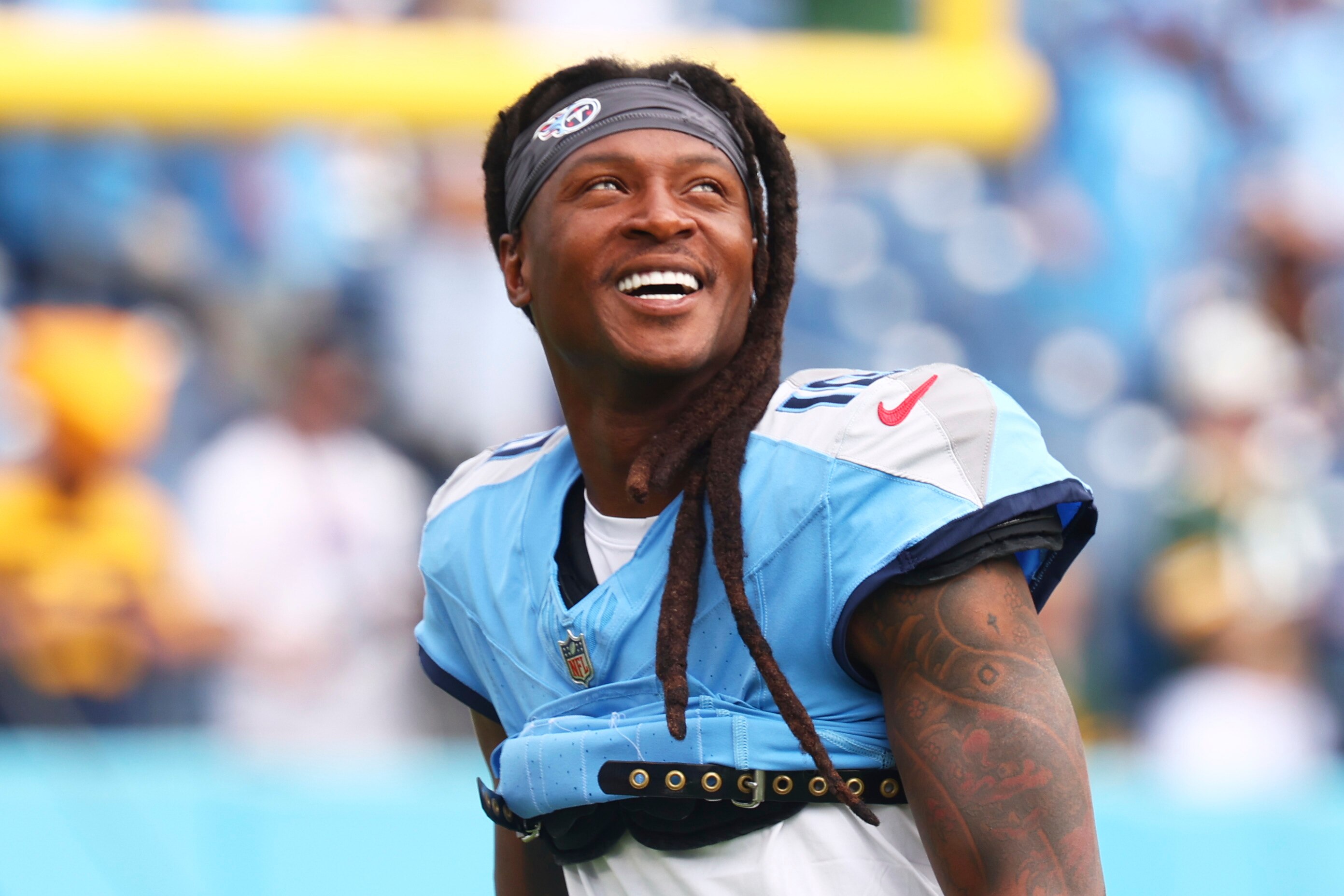 DeAndre Hopkins wanted to join the Ravens to play with Lamar Jackson, but he also knows running back Derrick Henry well from their time together with the Titans. 
