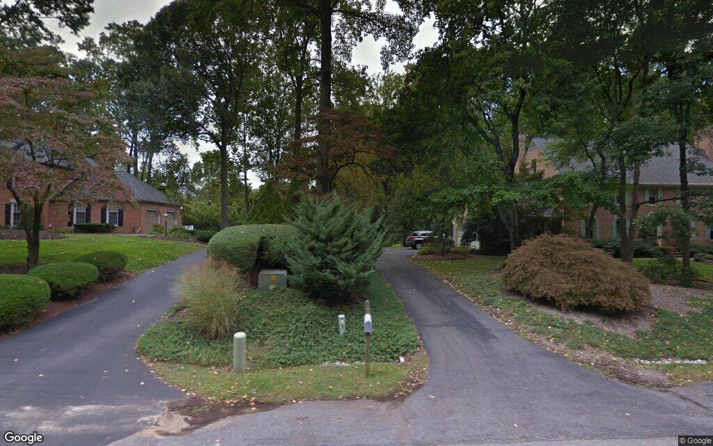 $920,000, single-family house at 26 Belleview Drive
